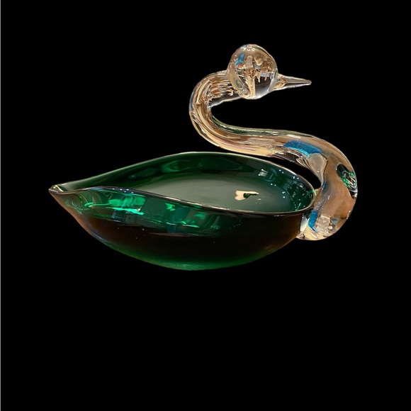 Vintage art glass emerald green swan dish EVC - Picture 2 of 6